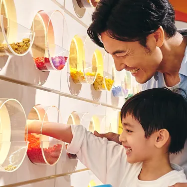Activity pack with Minifigure | LEGOLAND Discovery Centre Hong Kong
