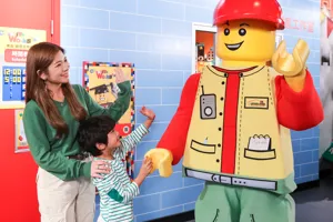 Meet LEGOLAND® Discovery Centre Hong Kong character!