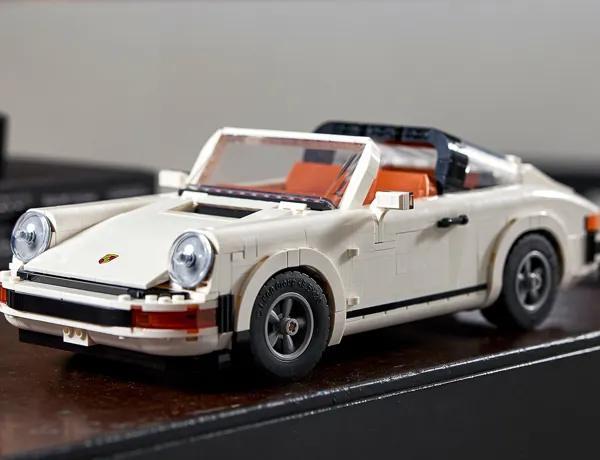 LEGO Creator 10295 Porsche 911 Featured Image