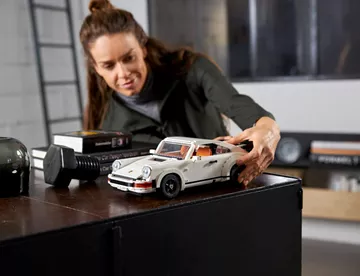 LEGO 10295 Porsche 911 Turbo Targa Lifestyle For Scale 1536X1024