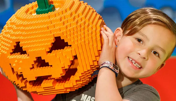 LEGOLANDC Halloween 670X600 Version2