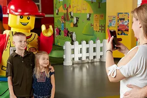Meet LEGO® Stars | LEGOLAND Discovery Centre Toronto