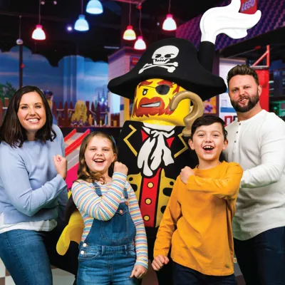 LEGOLAND DC Meet & Greet Pirate (1)